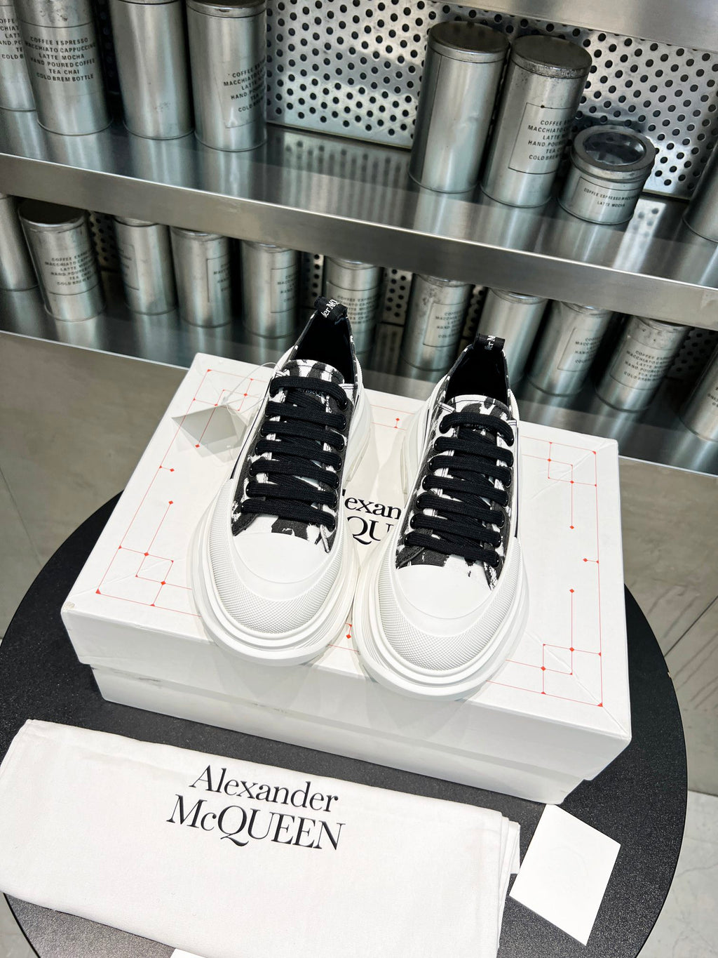 Alexander McQueen Sneaker