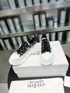 Alexander McQueen Sneaker