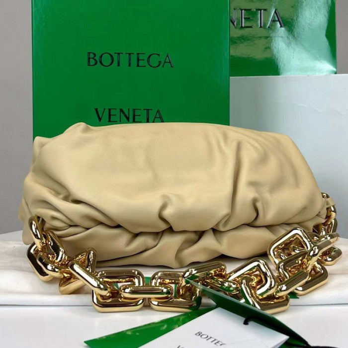 B V The Chain Pouch Beige