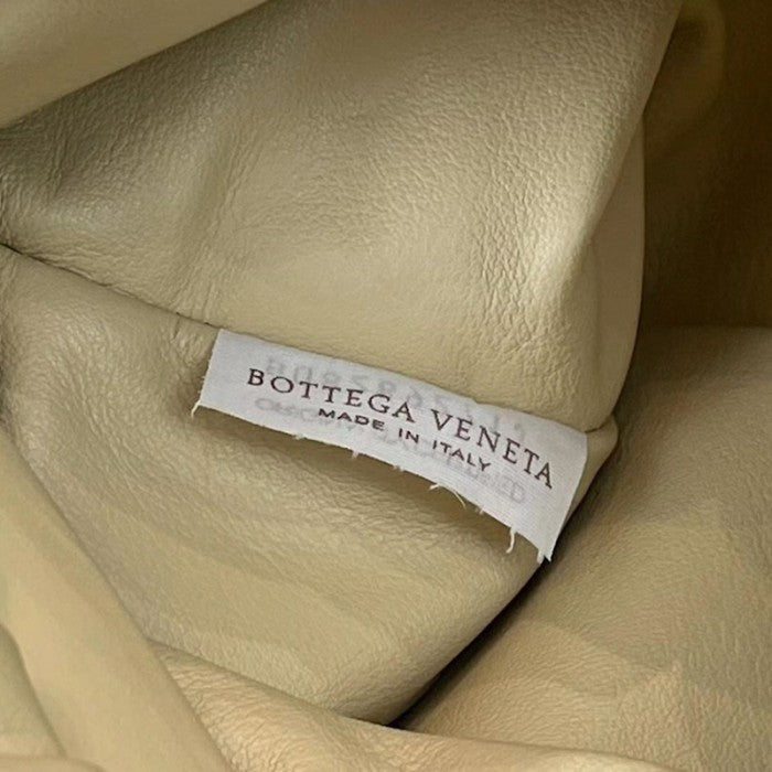 B V The Chain Pouch Beige