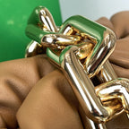 B V The Chain Pouch Brown