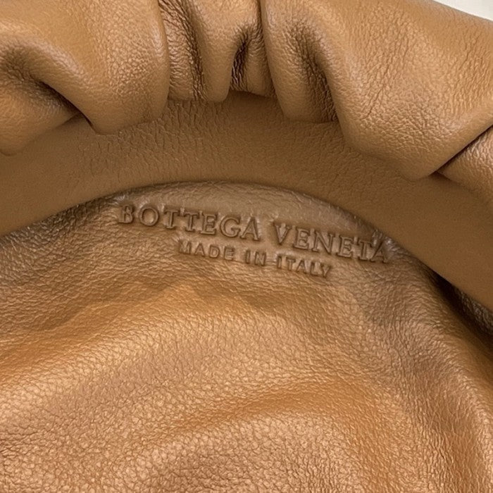 B V The Chain Pouch Brown