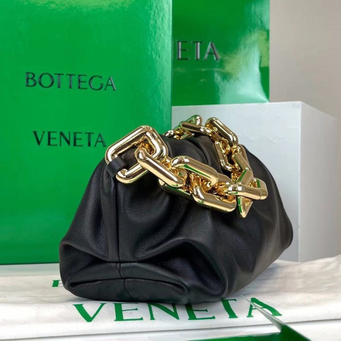 B V The Chain Pouch Black / Gold