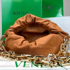 B V The Chain Pouch Tan