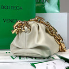 B V The Chain Pouch White