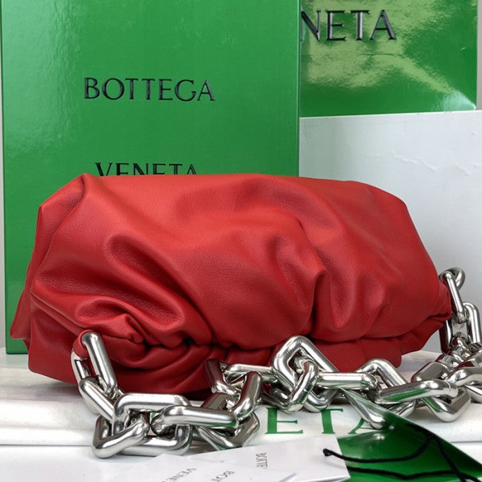 B V The Chain Pouch Red