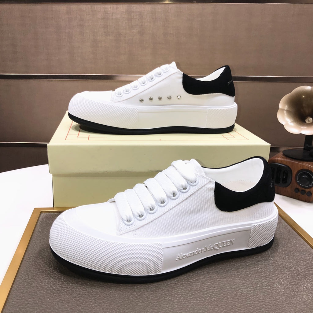 Alexander Mcqueen Deck Lace-up Plimsoll Sneaker