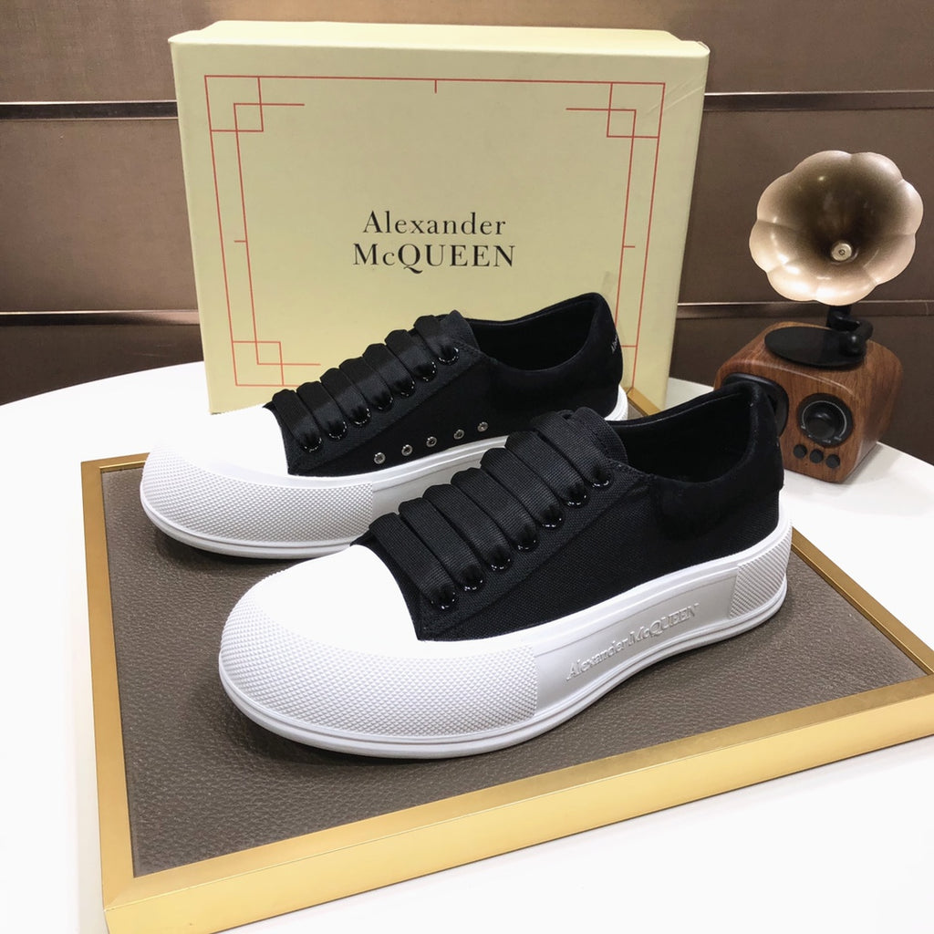 Alexander McQueen Black &amp; White Deck Plimsoll Sneaker