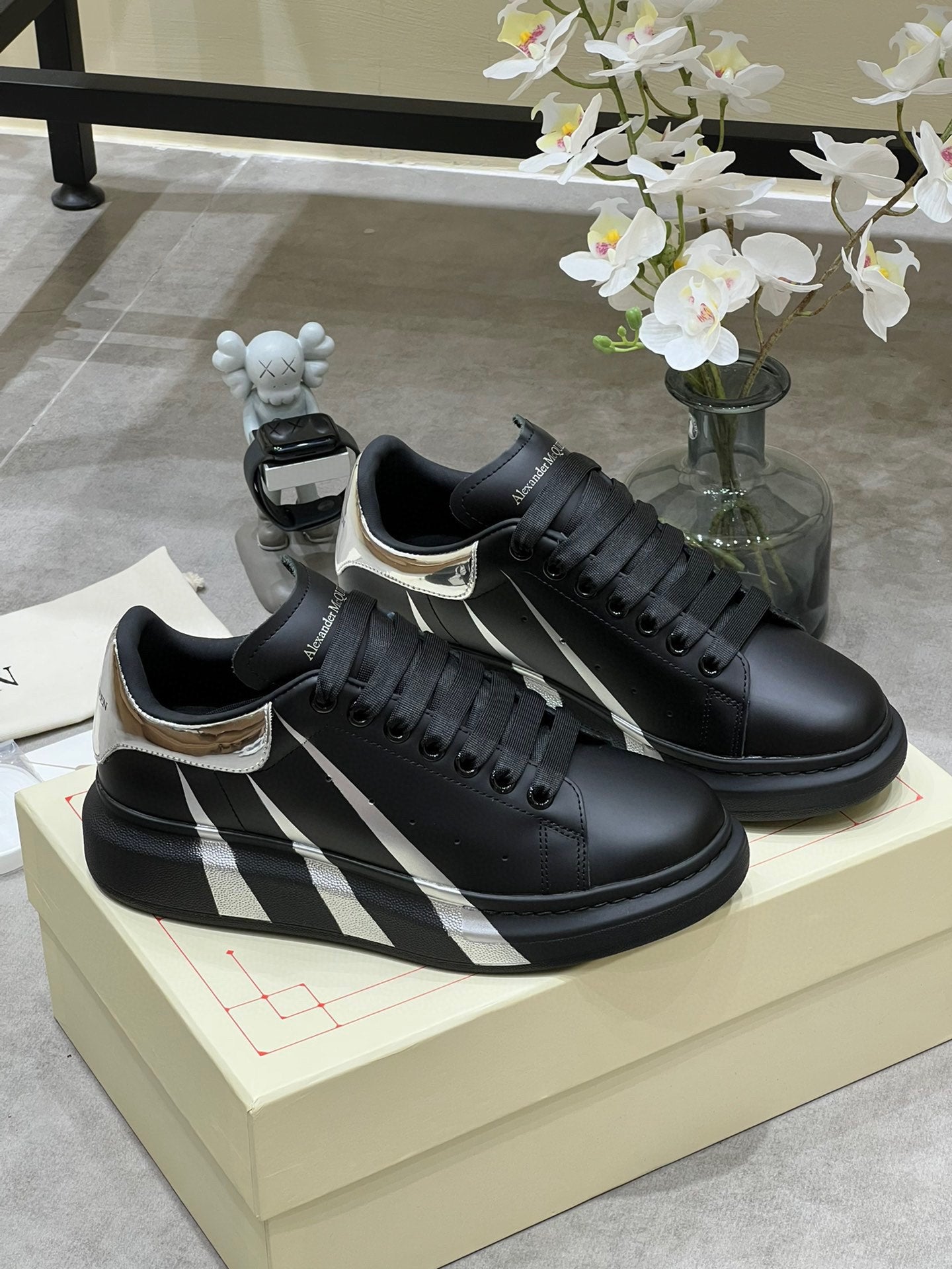 Alexander McQueen Sneaker