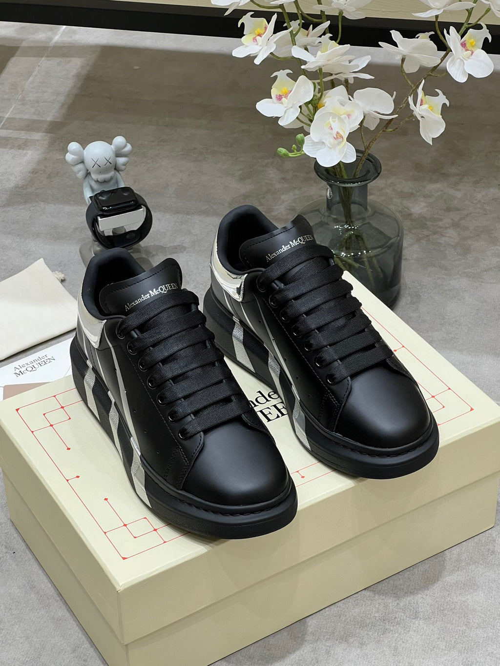 Alexander McQueen Sneaker