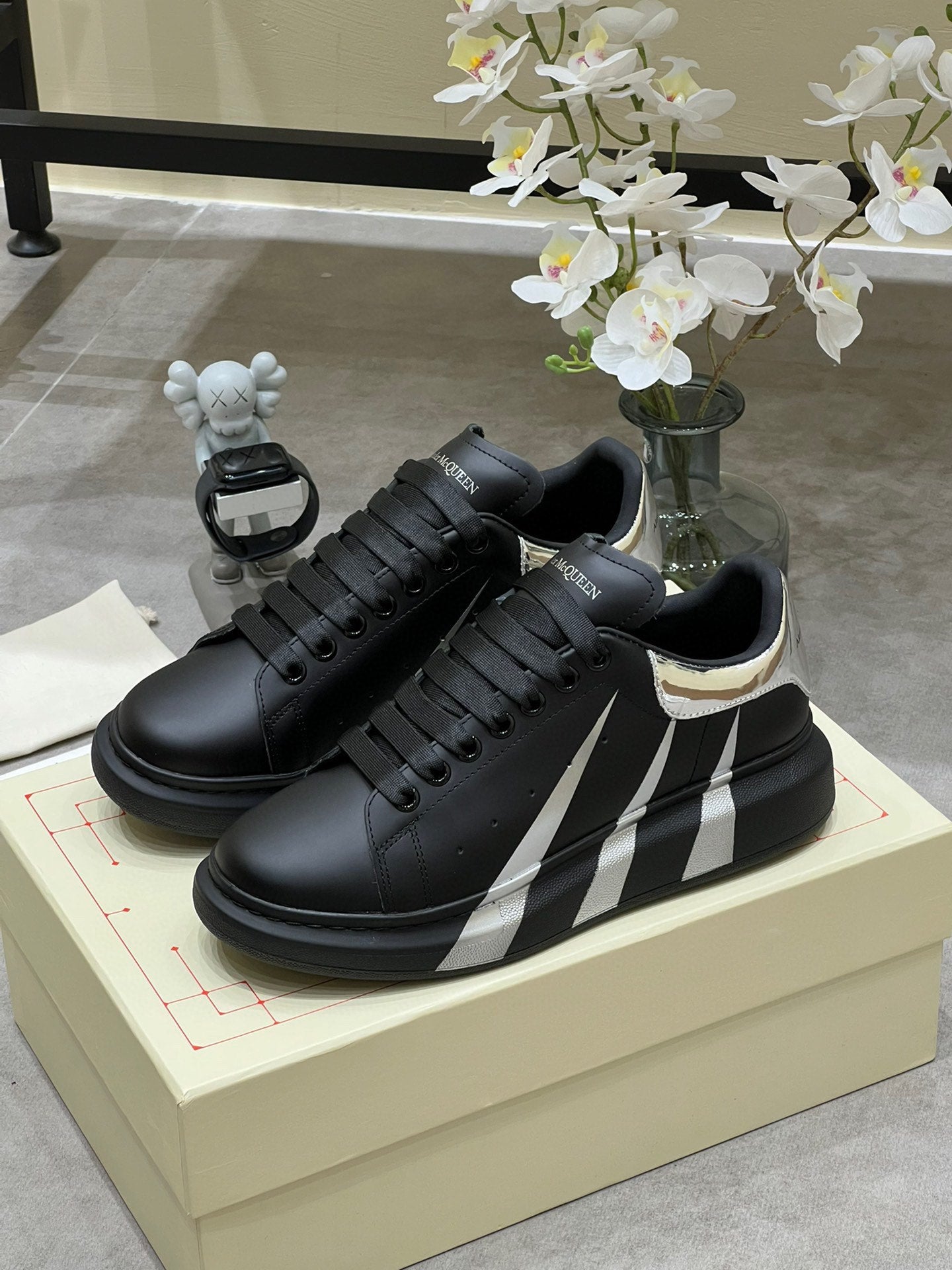 Alexander McQueen Sneaker