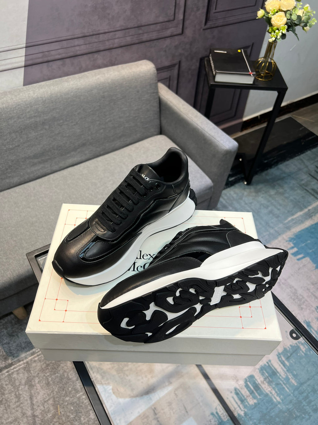 Alexander McQueen Sneaker